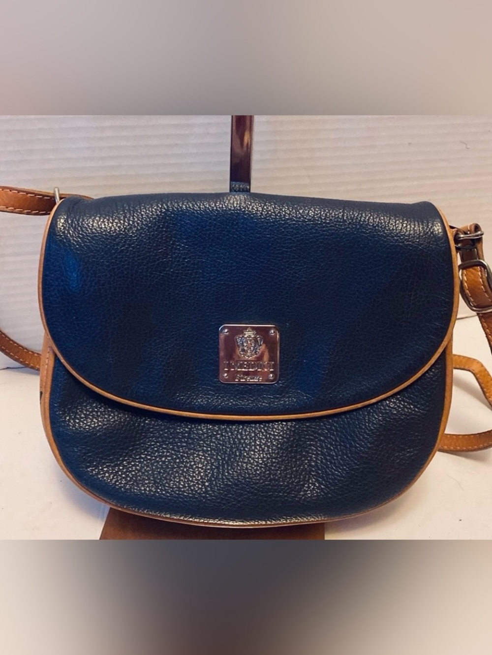 “I  Medici - Firenze” Navy & Tan Crossbody. Made in Italy 🇮🇹